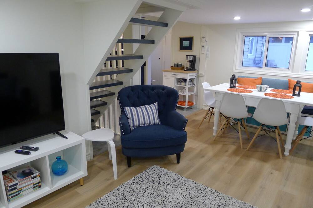 Photo of Bedroom in Port Dover