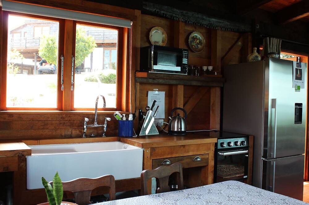 Photo of Kitchen in Waiwera