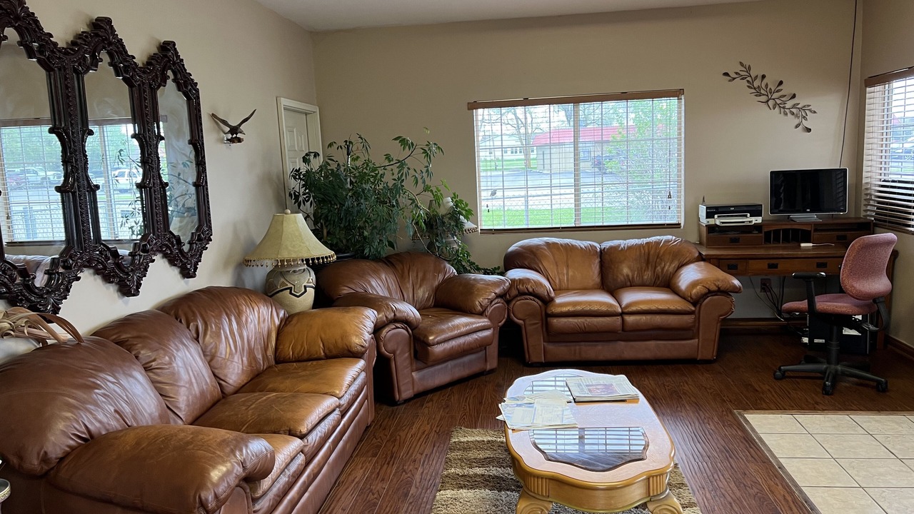 Photo of Others in Clinton