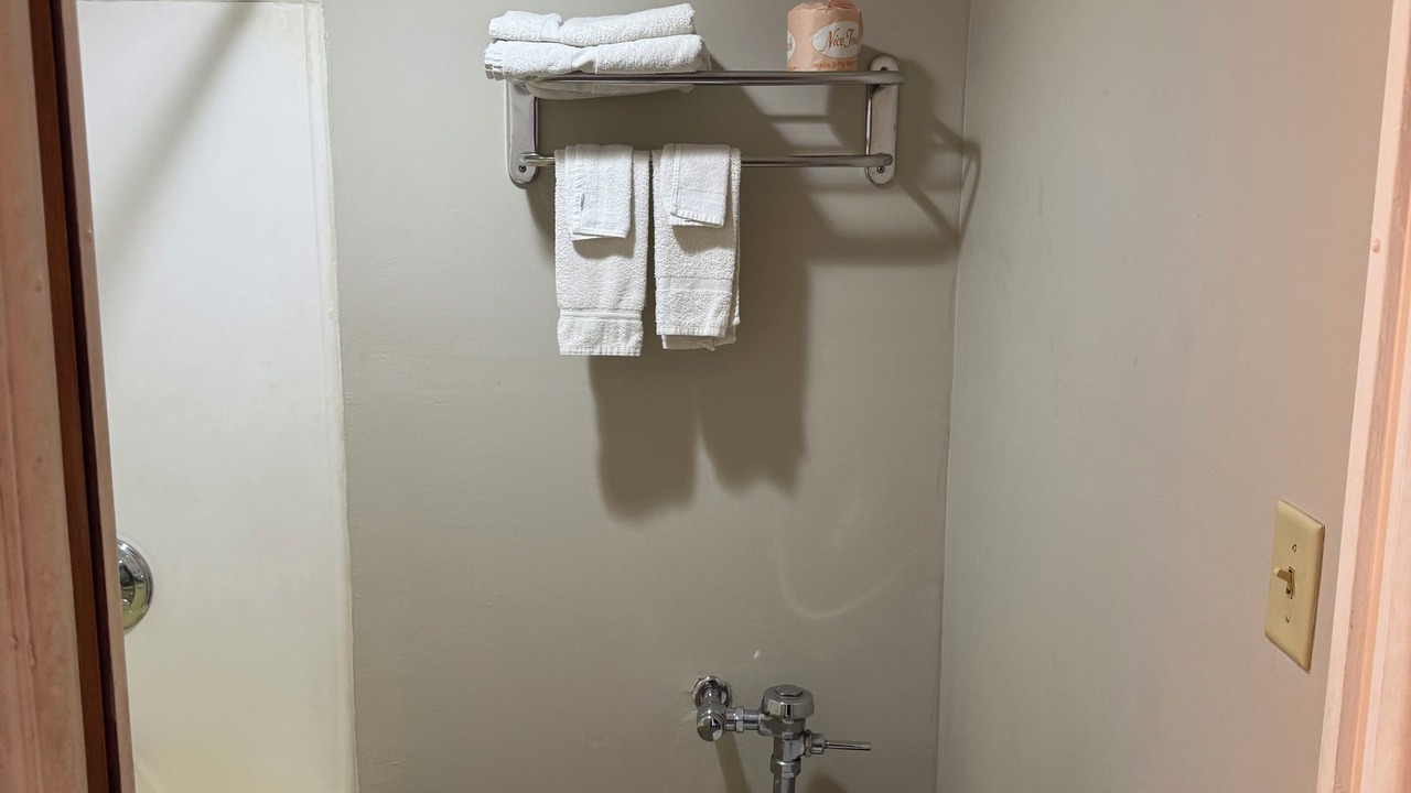 Photo of Others in Clinton