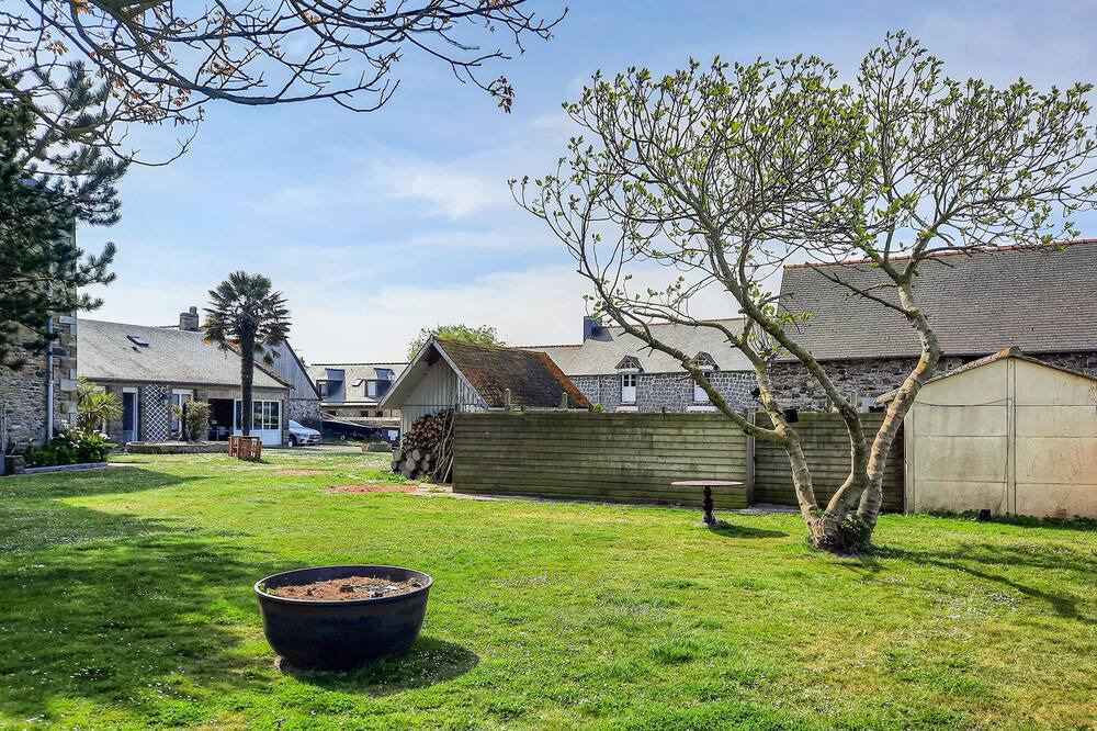 Photo of Others in Le Vivier-sur-Mer
