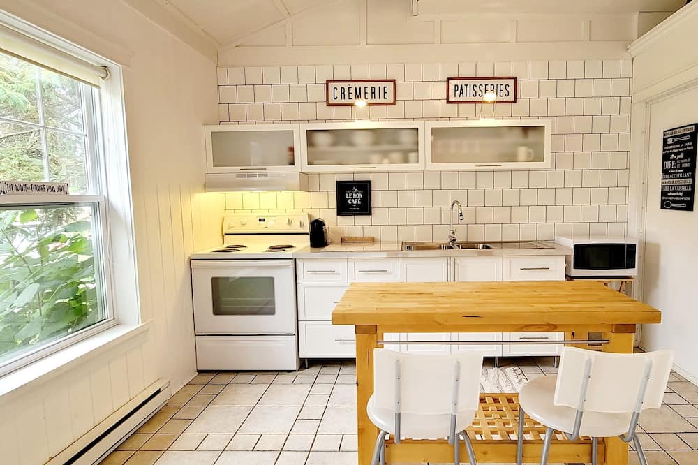 Photo of Kitchen in Venise-en-Quebec