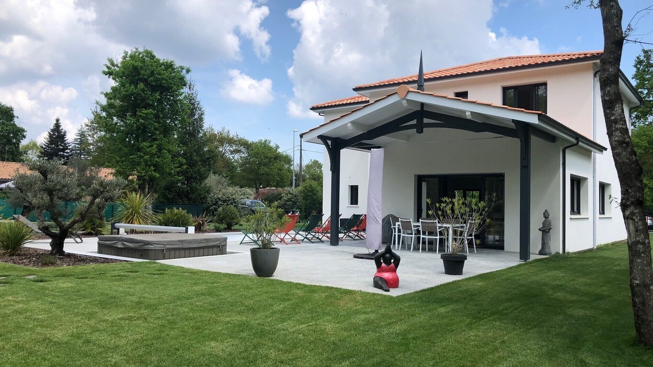 Photo of Outdoor in Saint-Aubin-de-Medoc