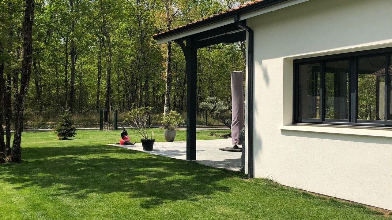 Photo of Outdoor in Saint-Aubin-de-Medoc