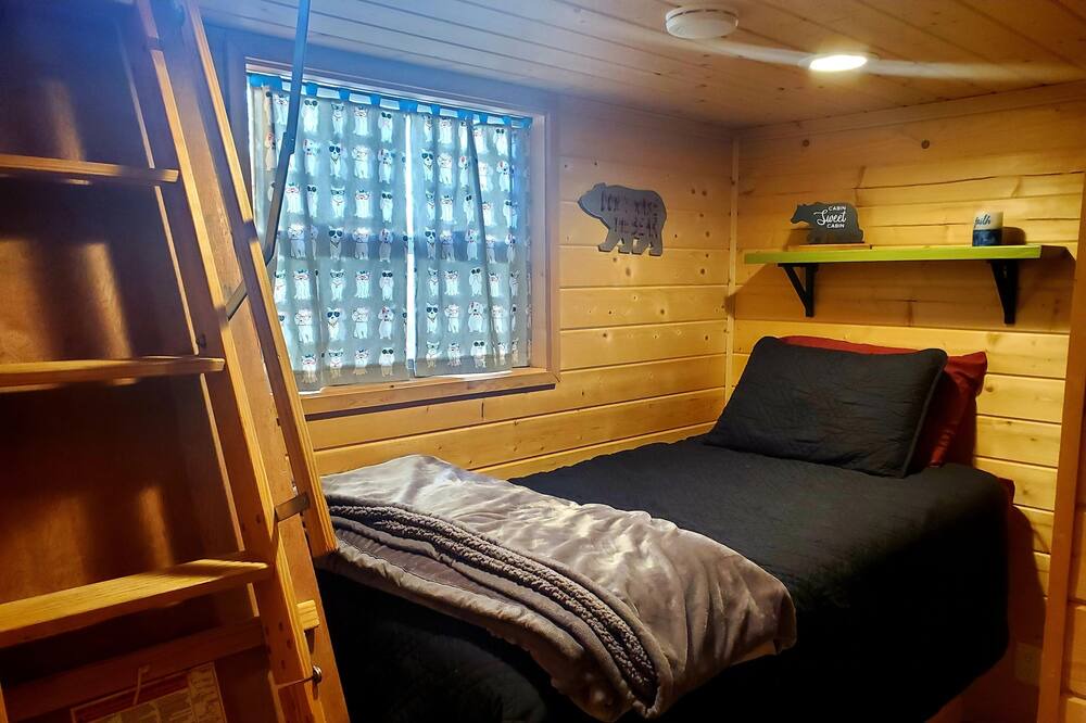 Photo of Bedroom in Murphy