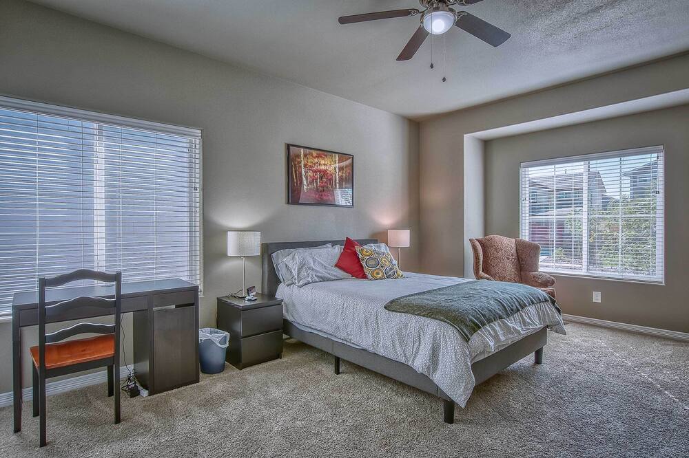 Photo of Bedroom in Elbert