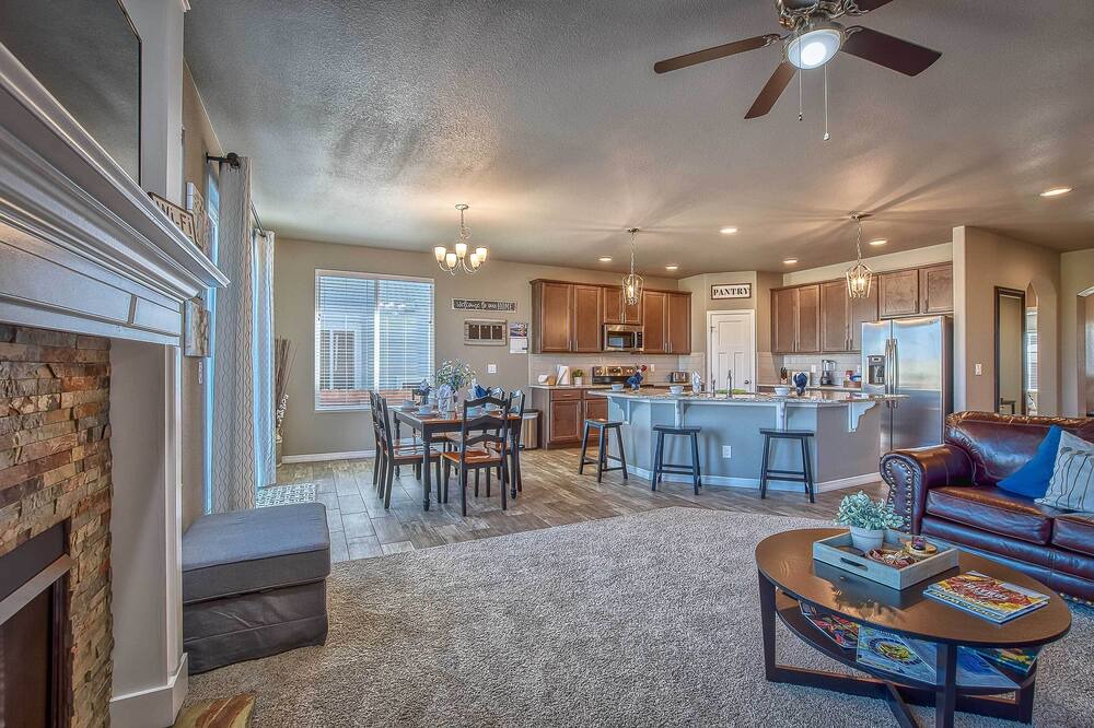 Photo of Livingroom in Elbert