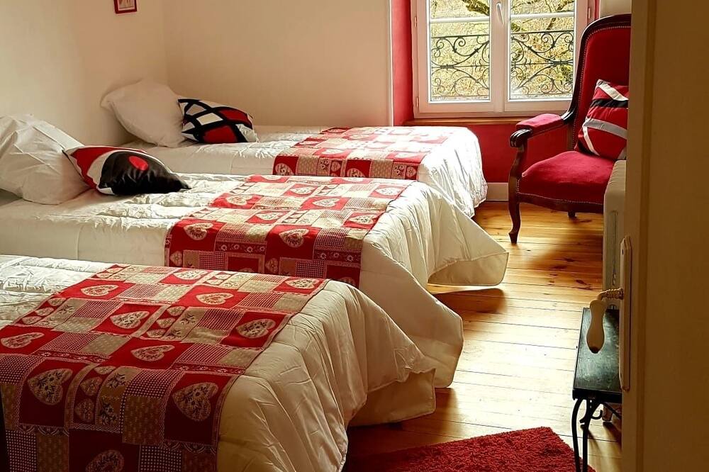 Photo of Bedroom in Domeyrat
