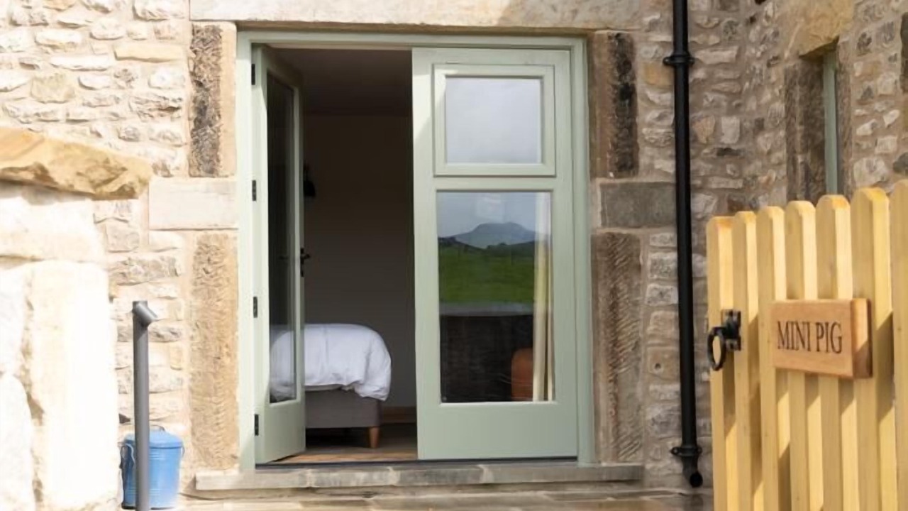 Photo of Outdoor in Litton