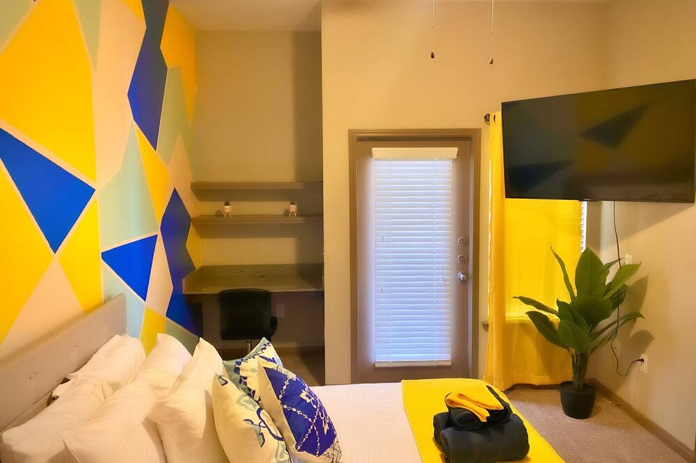 Photo of Bedroom in Grogan's Mill