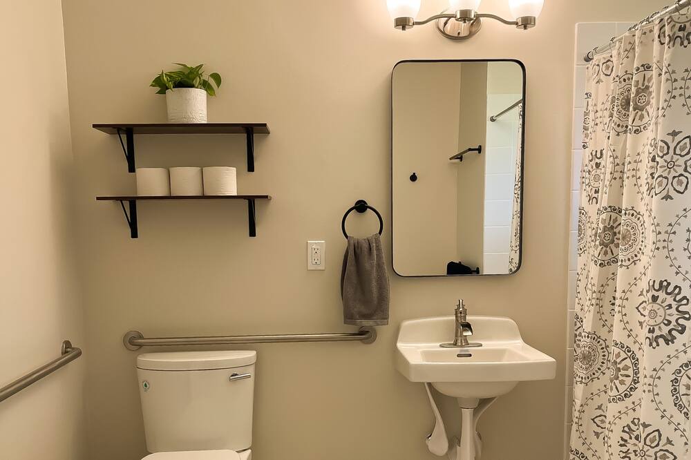 Photo of Bathroom in Grass Valley
