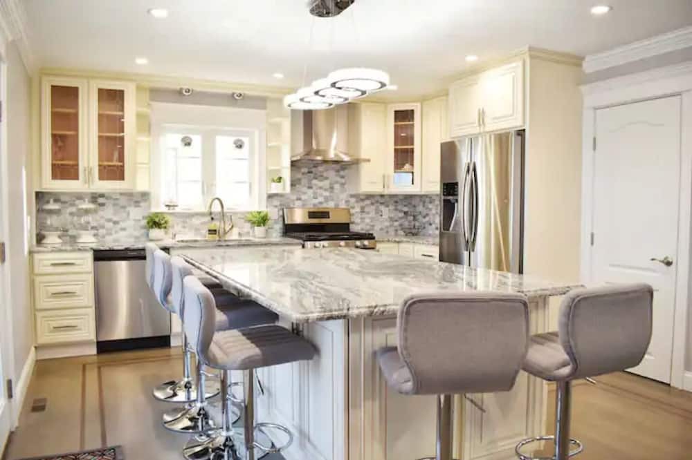 Photo of Kitchen in Milton