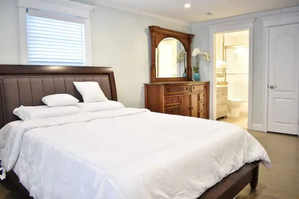 Photo of Bedroom in Milton