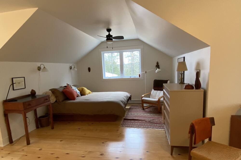 Photo of Bedroom in La Peche