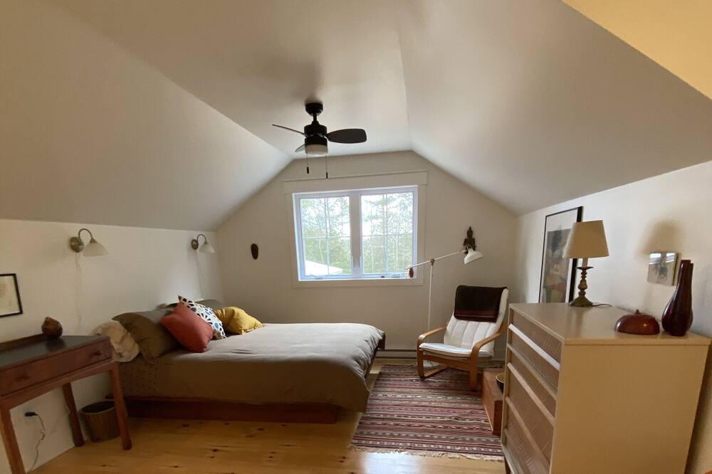 Photo of Bedroom in La Peche