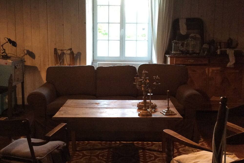 Photo of Livingroom in Cholet