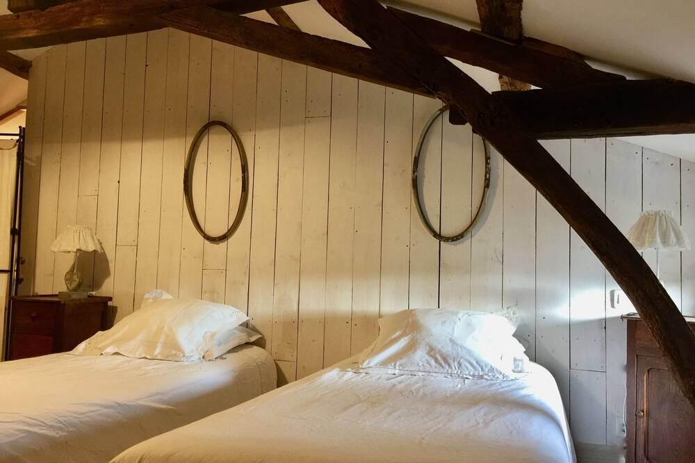 Photo of Bedroom in Cholet
