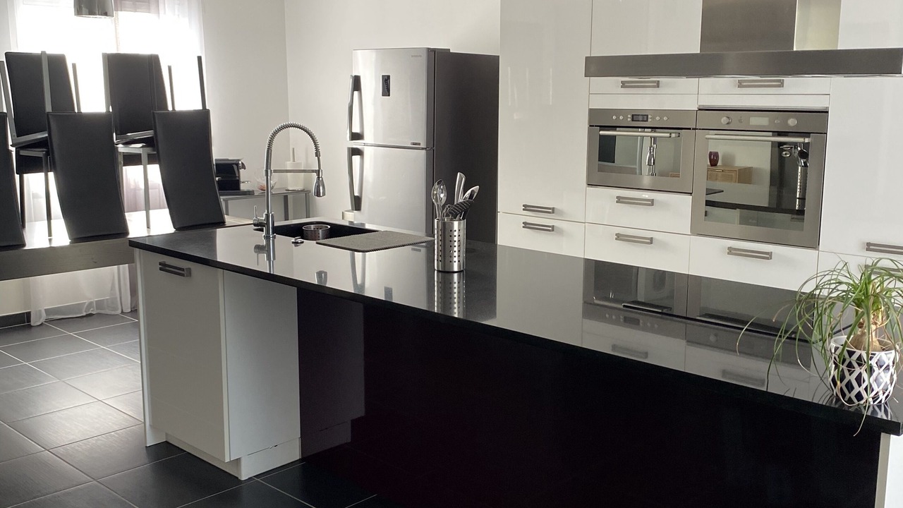 Photo of Kitchen in Jonquieres-Saint-Vincent