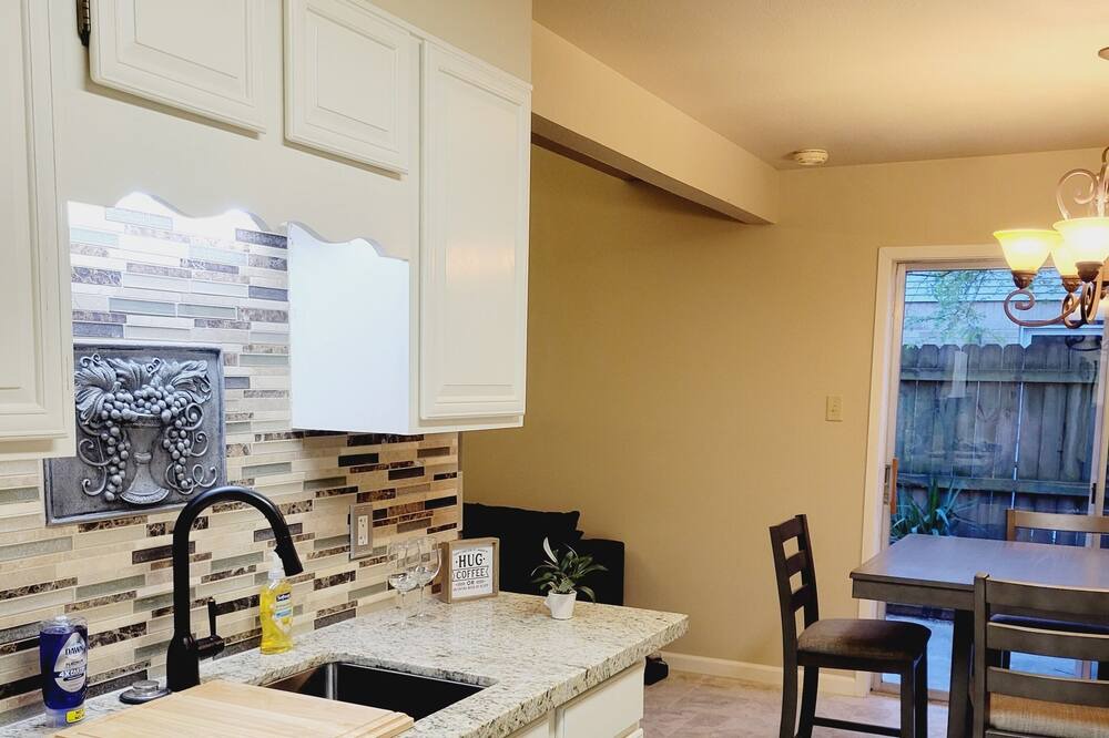 Photo of Kitchen in Voth