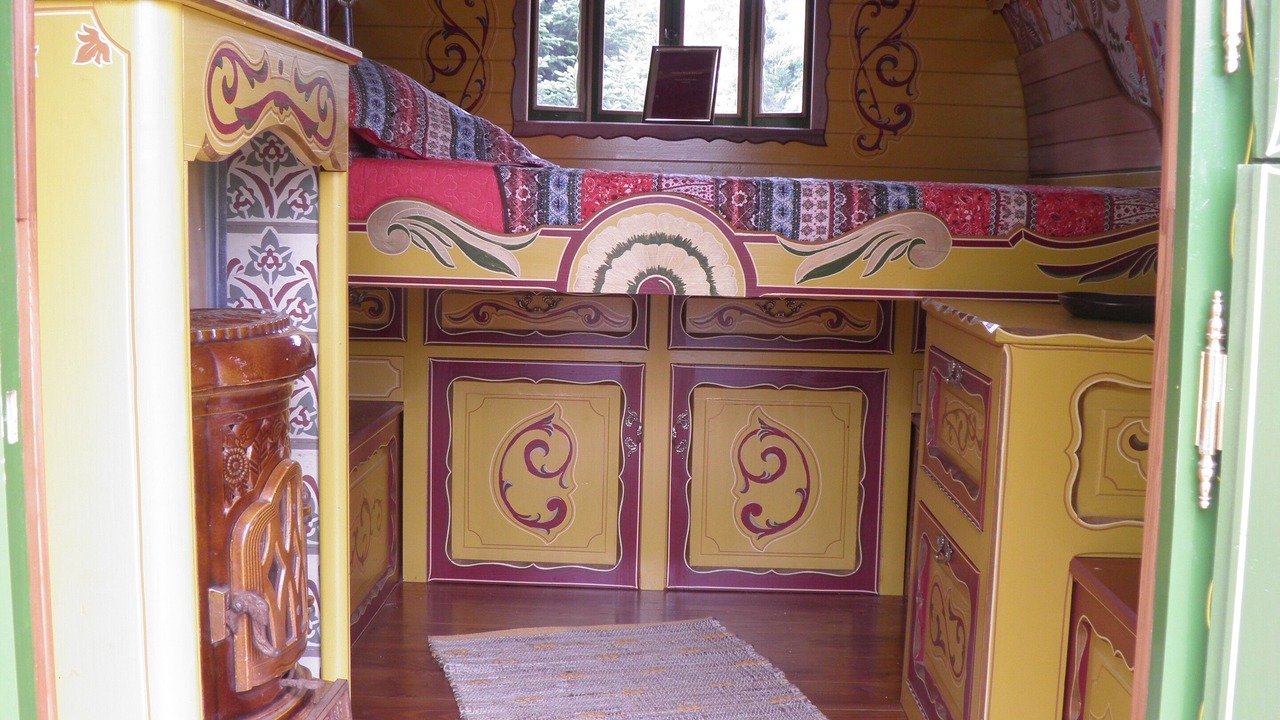 Photo of Others in Genille