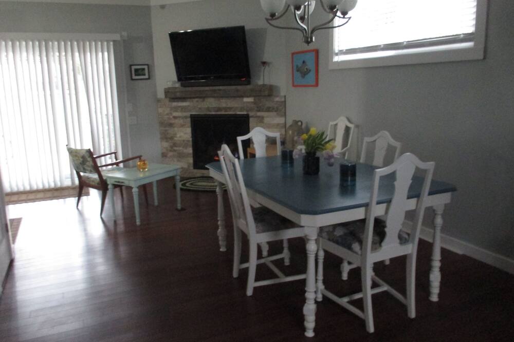 Photo of Kitchen in Lambton Shores