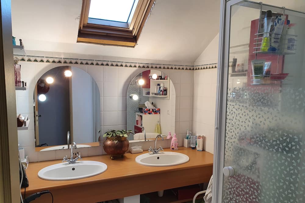 Photo of Bathroom in Saint-Bard