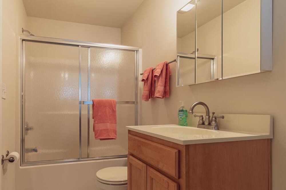 Photo of Bathroom in Rowland