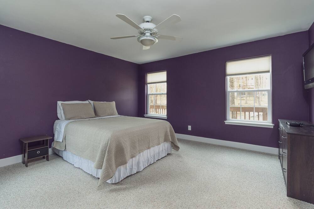 Photo of Bedroom in Rowland