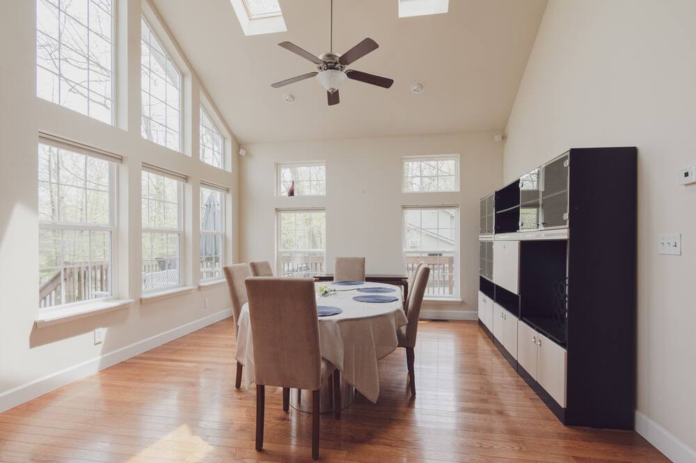 Photo of Kitchen in Rowland