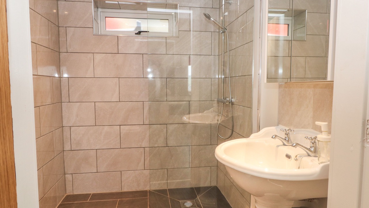 Photo of Others in Allgreave