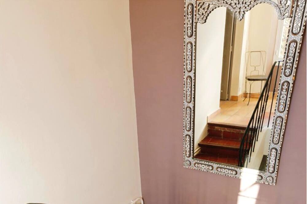 Photo of Others in Beaumes-de-Venise