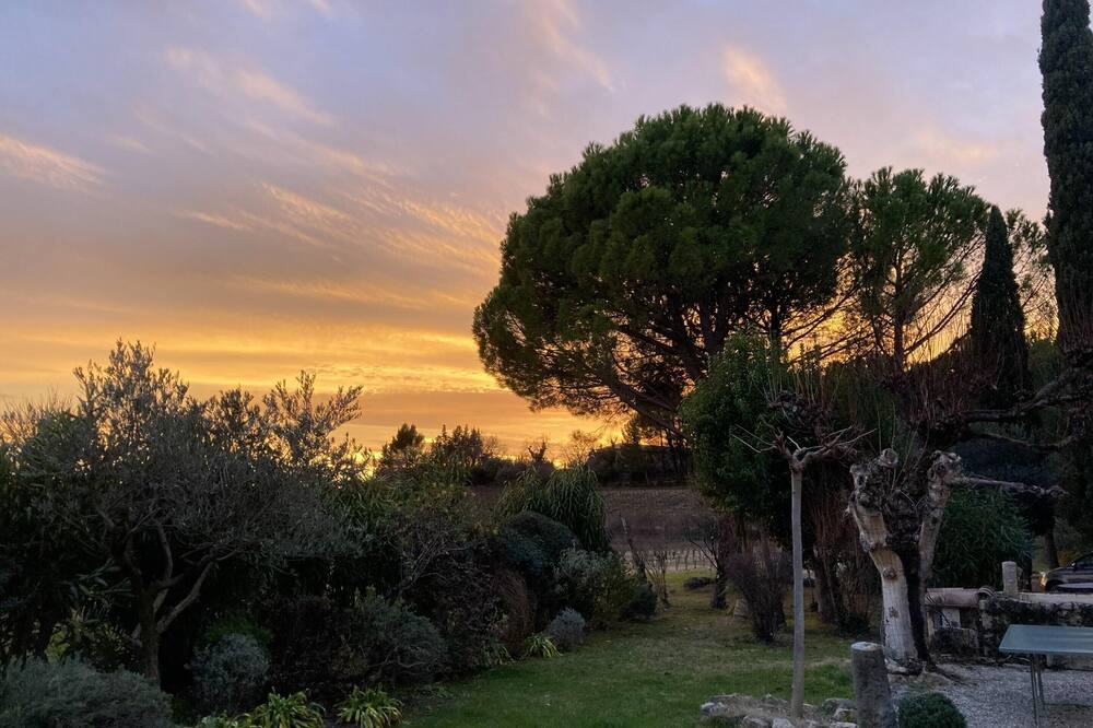 Photo of Others in Beaumes-de-Venise