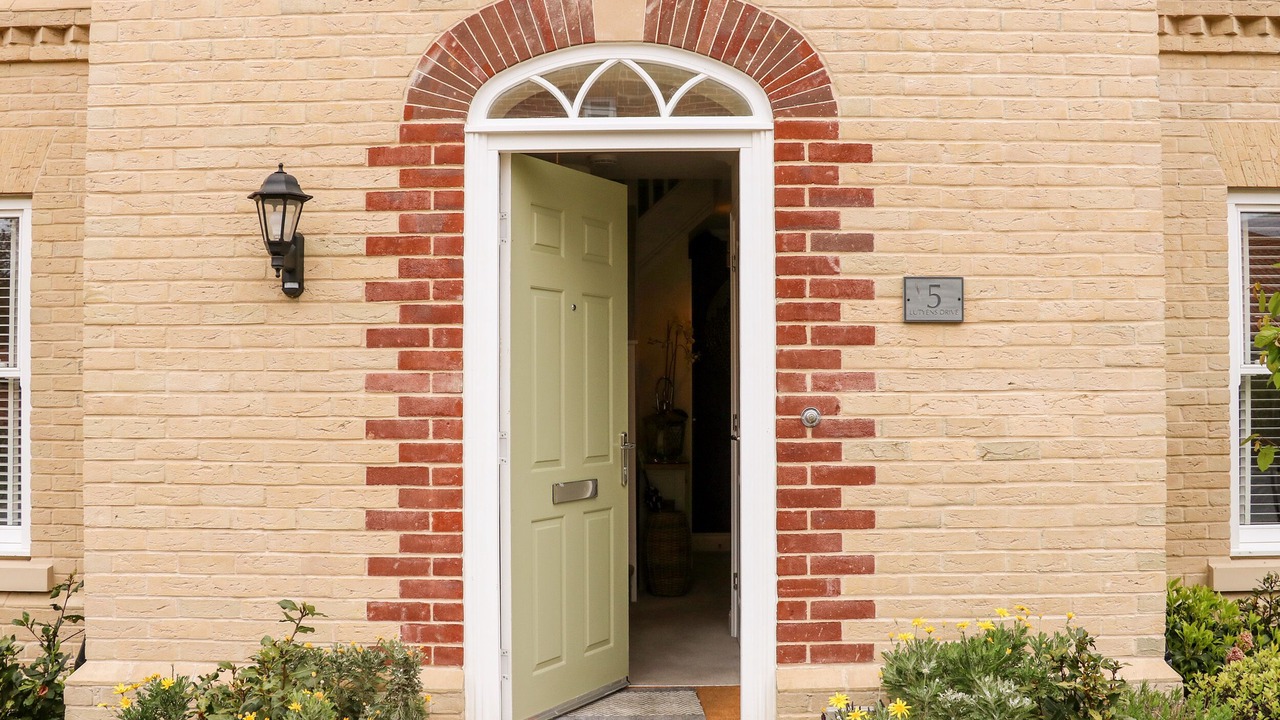 Photo of Others in Overstrand