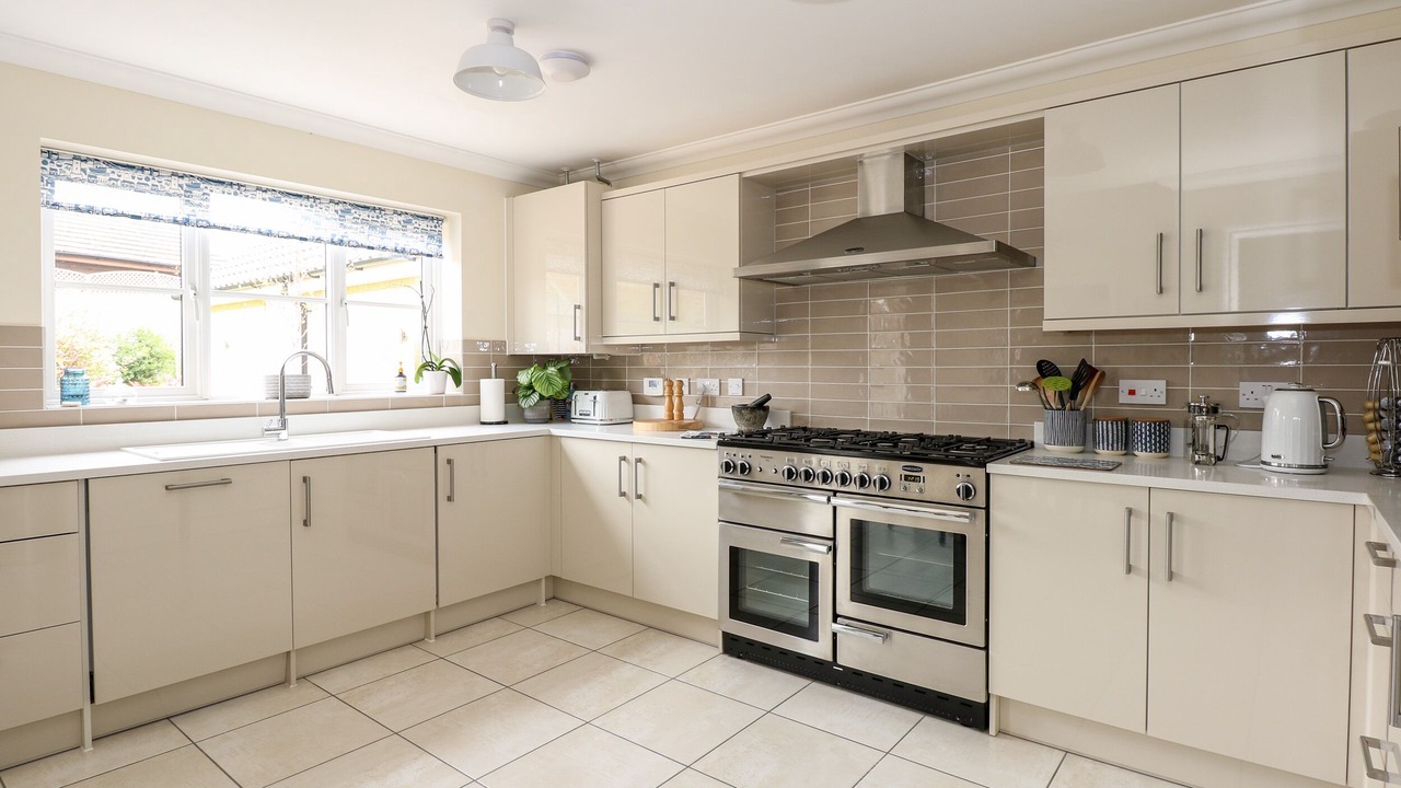 Photo of Others in Overstrand