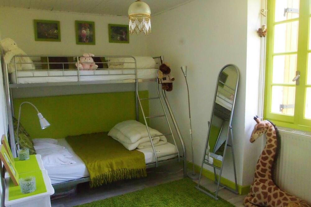 Photo of Others in Les Junies