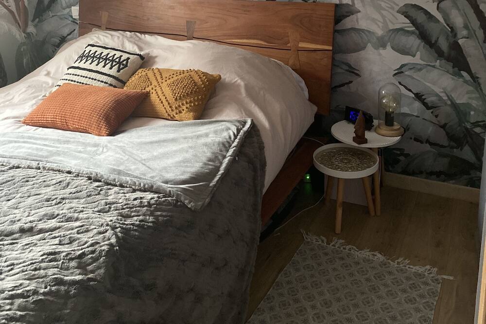 Photo of Bedroom in Biganos