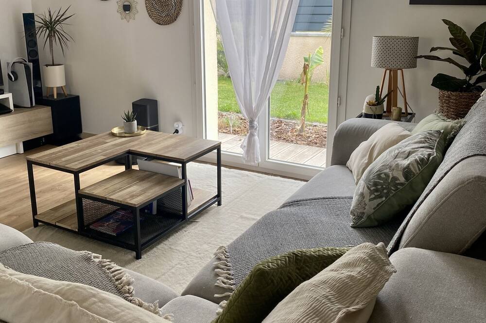 Photo of Bedroom in Biganos