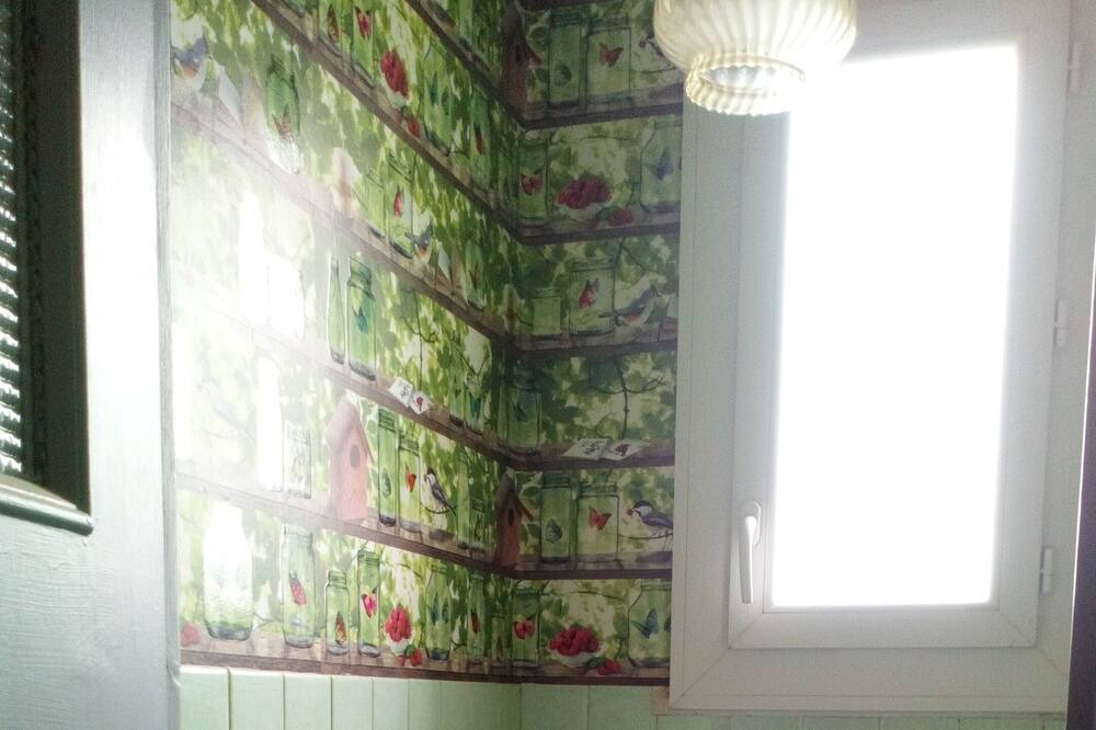 Photo of Bathroom in Murviel-les-Beziers