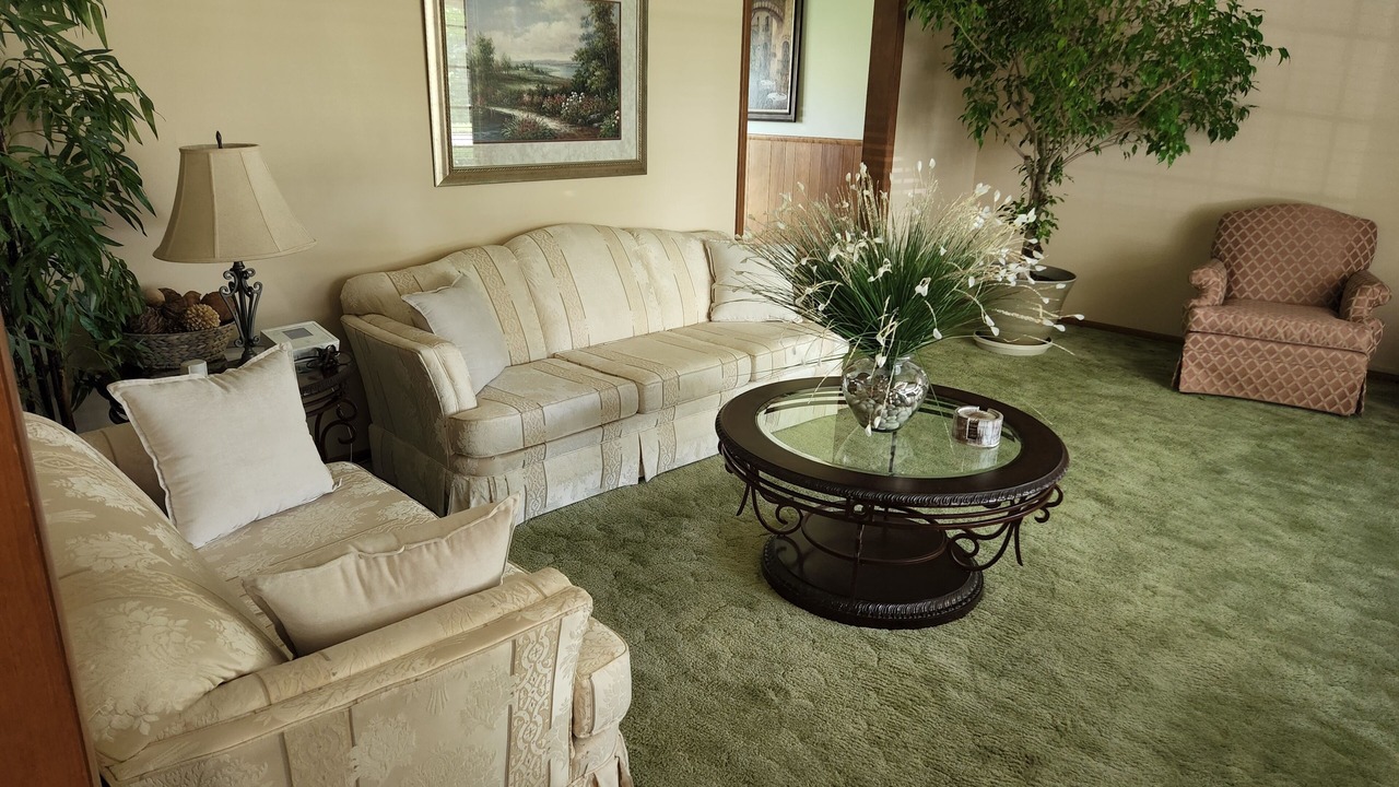 Photo of Livingroom in St. Marys