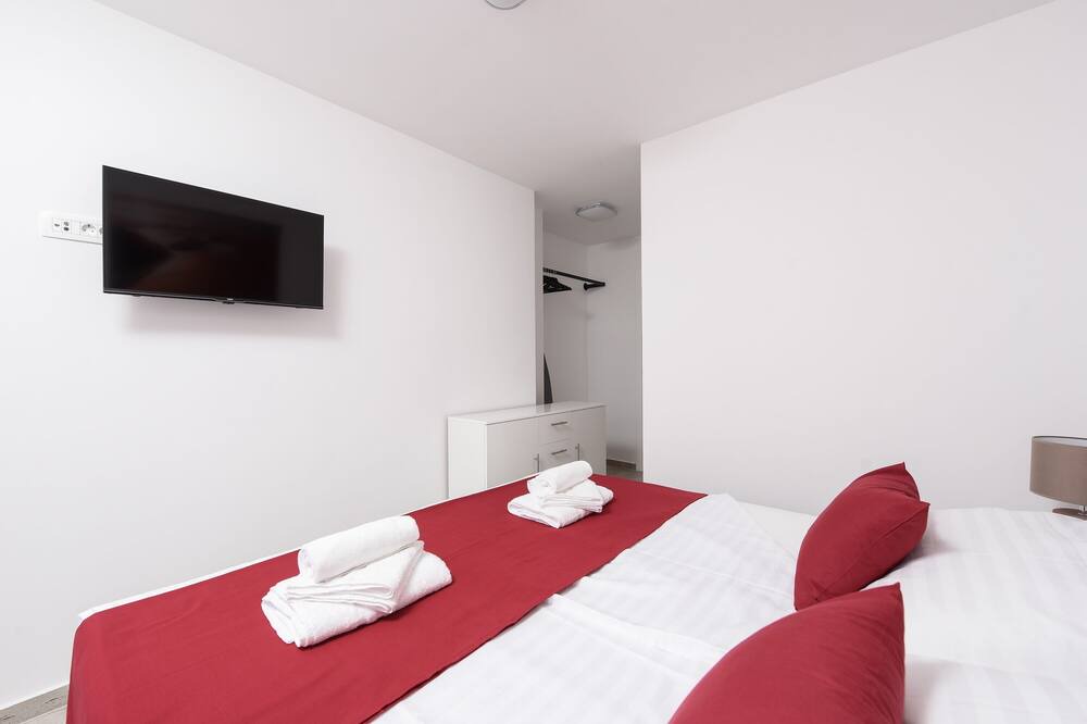 Photo of Bedroom in Nin