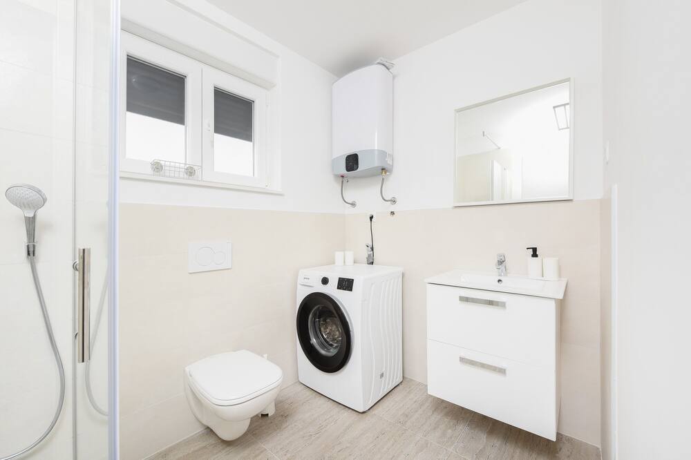 Photo of Bathroom in Nin