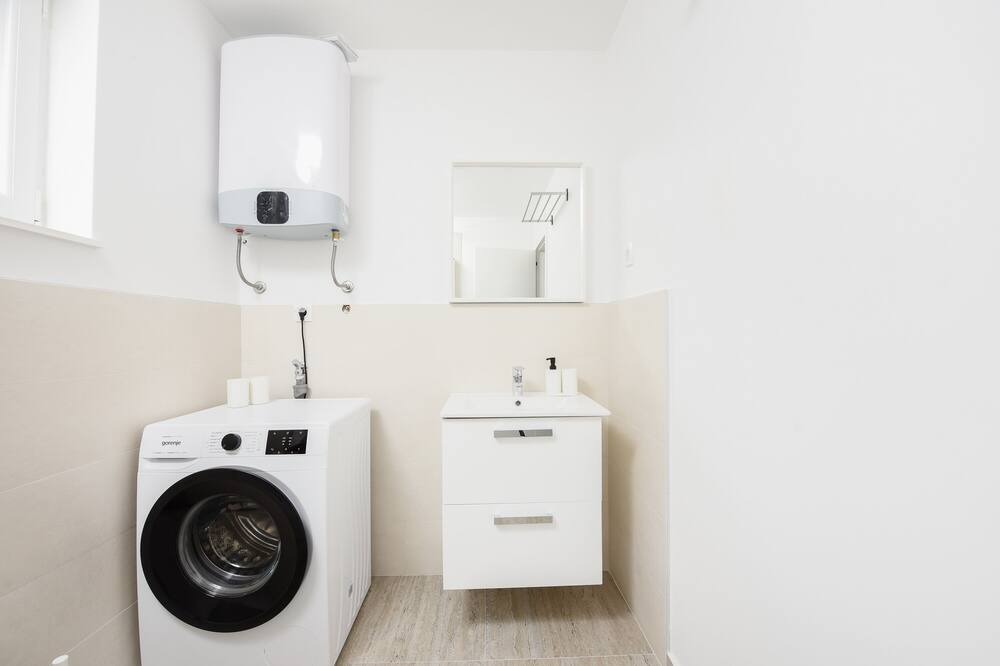 Photo of Bathroom in Nin