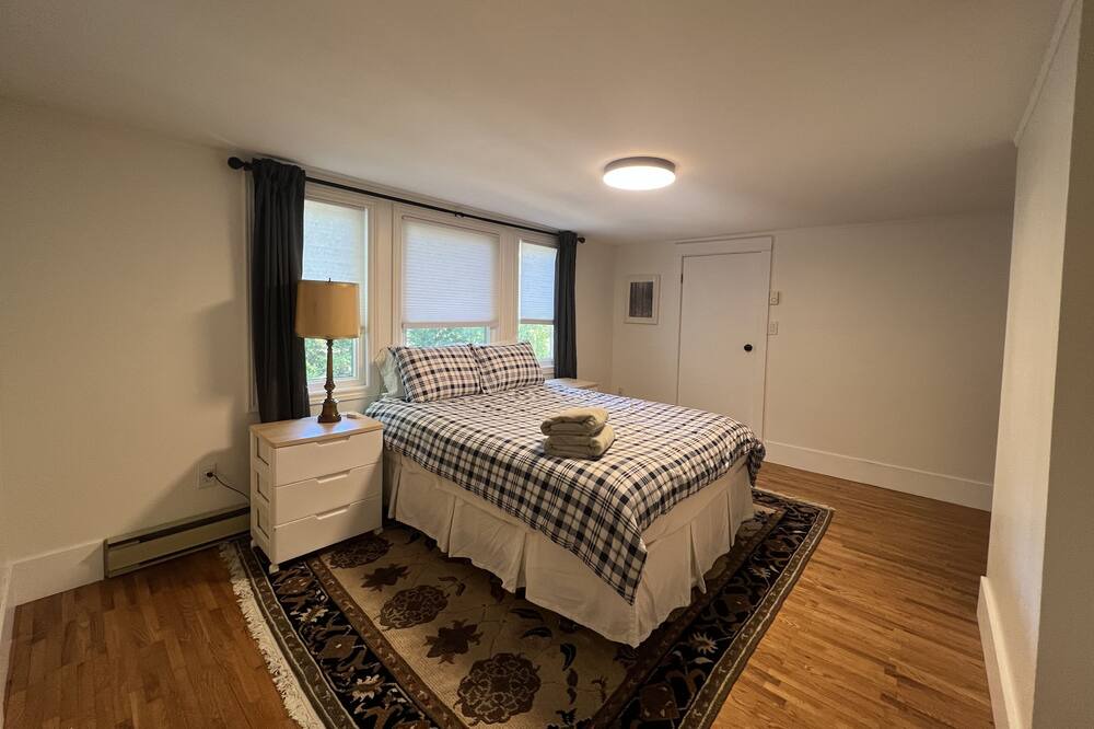 Photo of Bedroom in Owen Sound