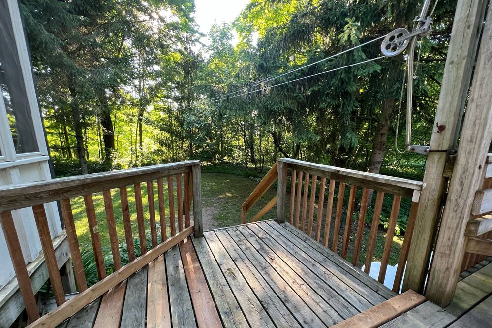 Photo of Patio Balcony in Owen Sound
