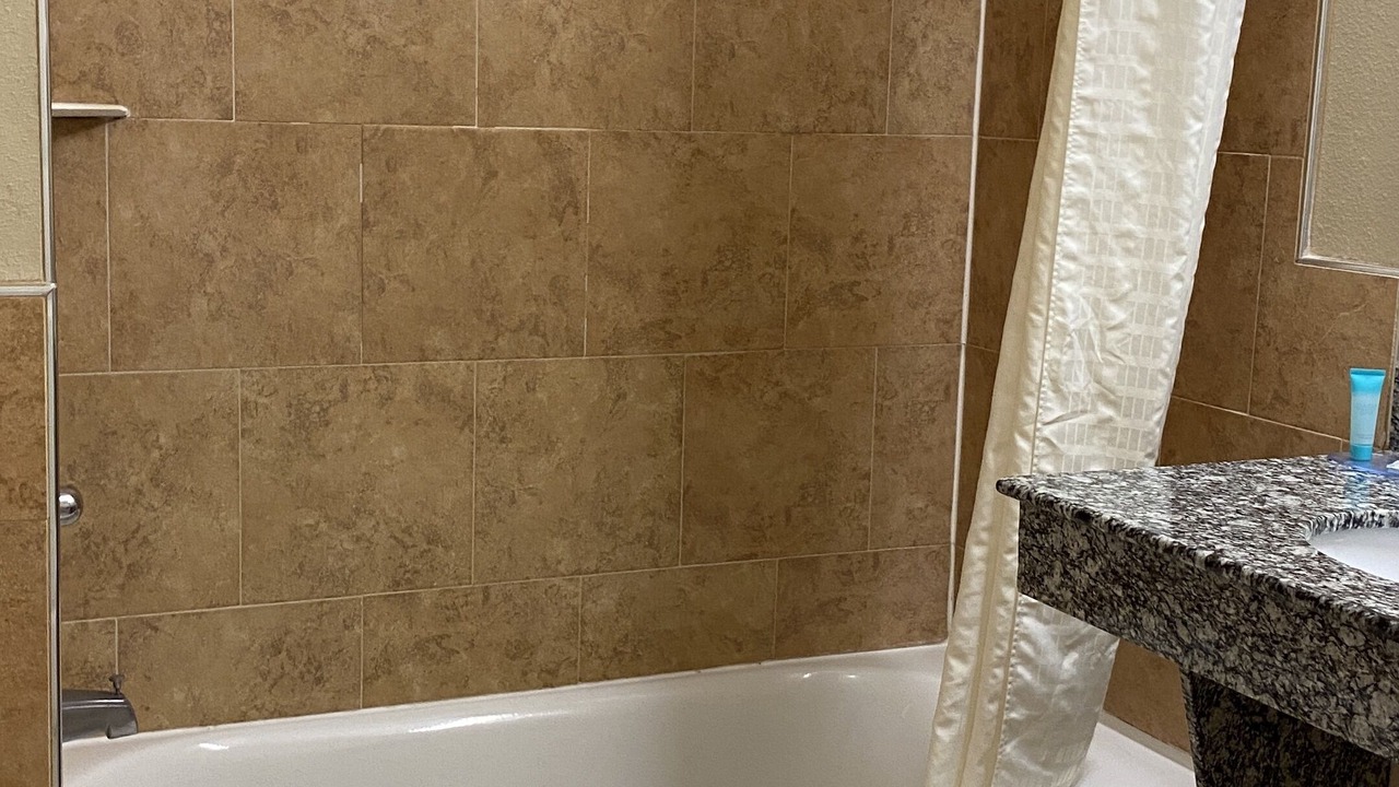 Photo of Bathroom in George Bush Park/Eldridge