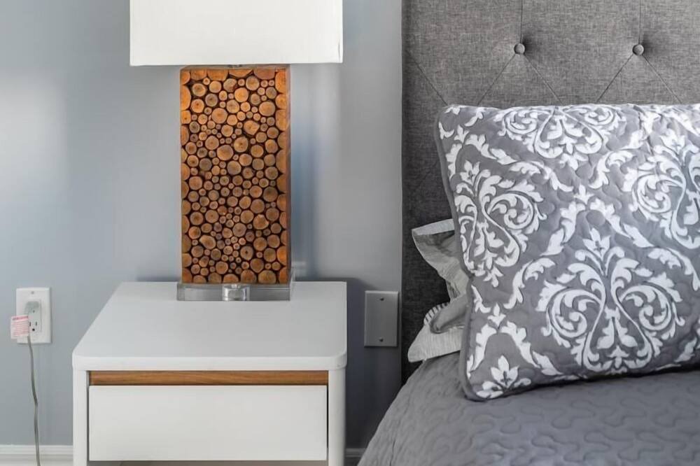 Photo of Bedroom in Stoney Creek