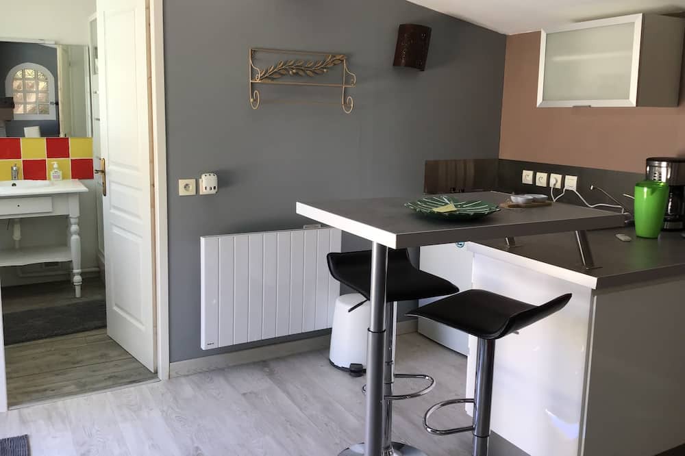 Photo of Kitchen in Ensues-la-Redonne