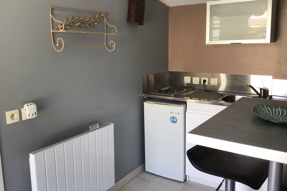 Photo of Kitchen in Ensues-la-Redonne