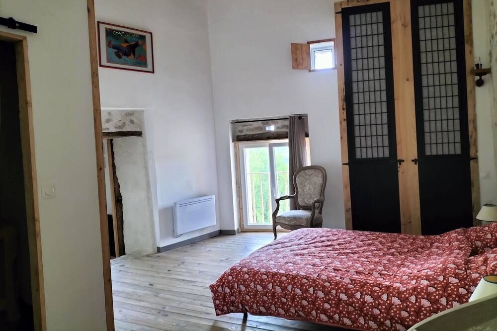 Photo of Bedroom in Chantemerle-les-Grignan