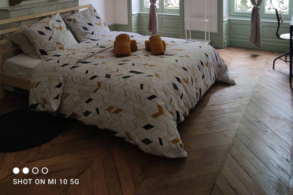 Photo of Bedroom in Neris-les-Bains